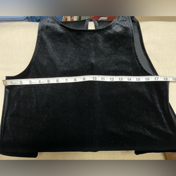 Old Navy Black Velvet Sleeveless A-Line Dress in Size Medium. - Picture 7 of 8
